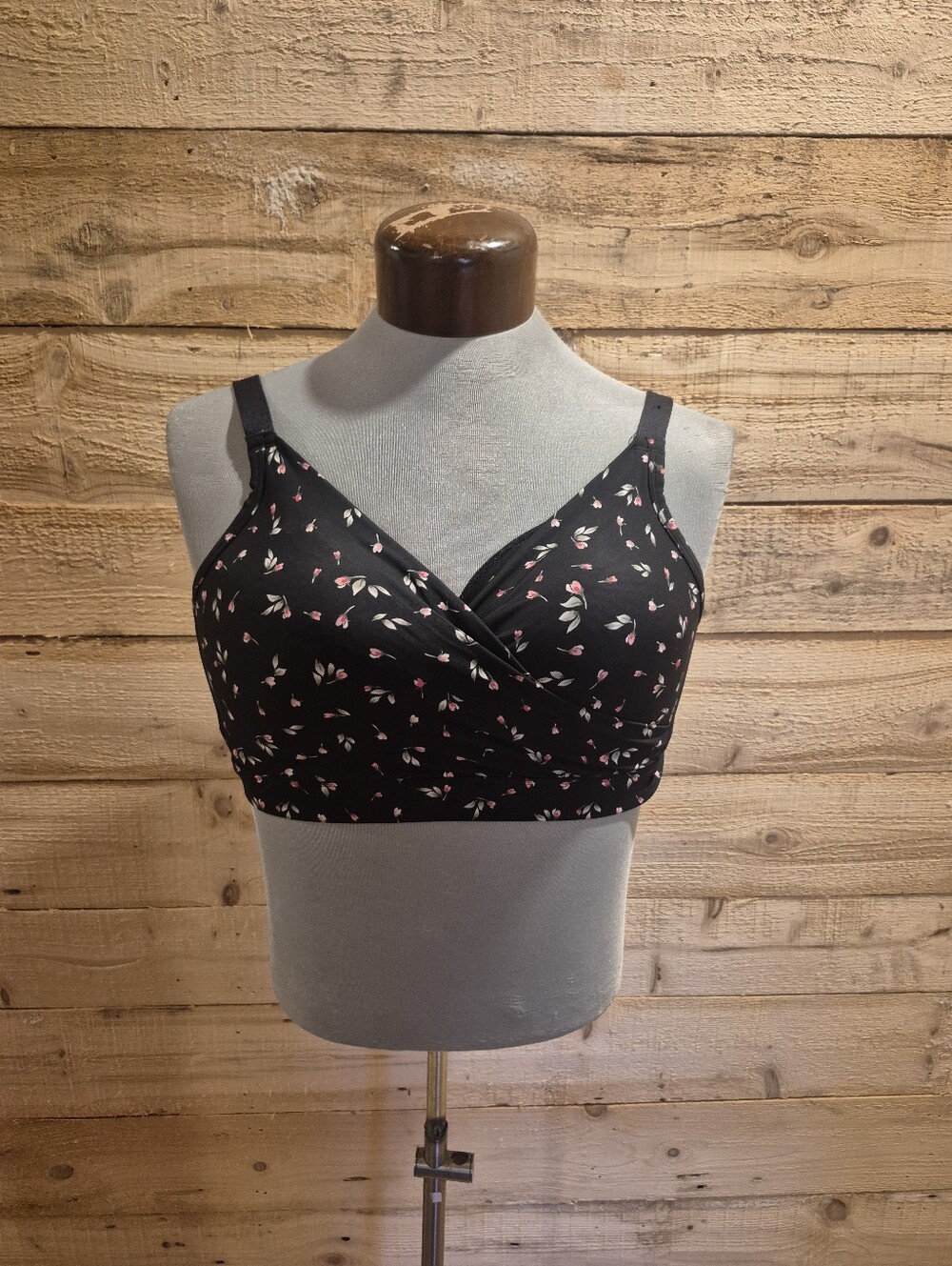 5/$30 Or 10/$50 Déesse Linguerie Wireless Lounge Bra, Navy Blue with Flowers